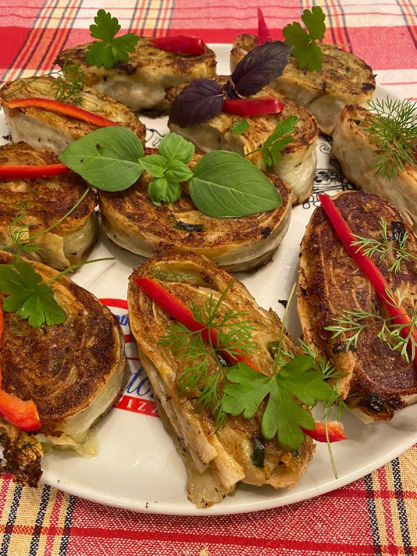 Горячие рулетики из лаваша: сытно и вкусно!