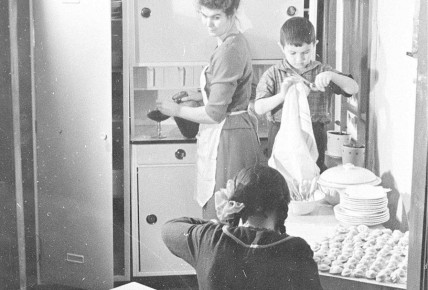 Традиции сибирских пельменей: Узнайте, как готовили их по ГОСТу в 1960-х