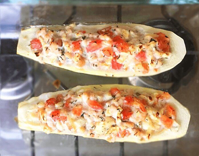 Фаршированные кабачковые лодочки — простой рецепт на каждый день