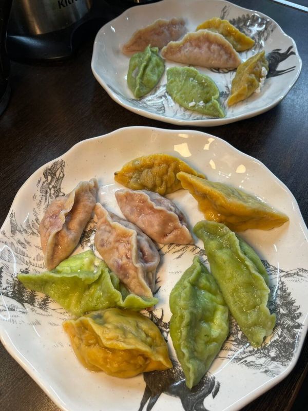 Вареники: от дружеской встречи до кулинарного шедевра