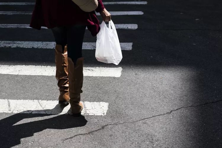 Не выбрасывайте пластиковые пакеты: способы разумного повторного применения