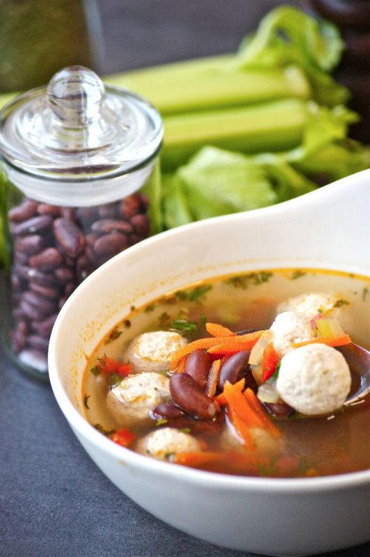 Легкий суп с фрикадельками: сбросьте килограммы с удовольствием