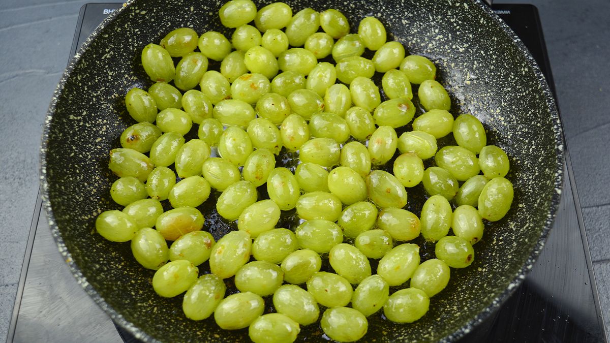 Неповторимый виноградный пирог, который удивит ваших гостей