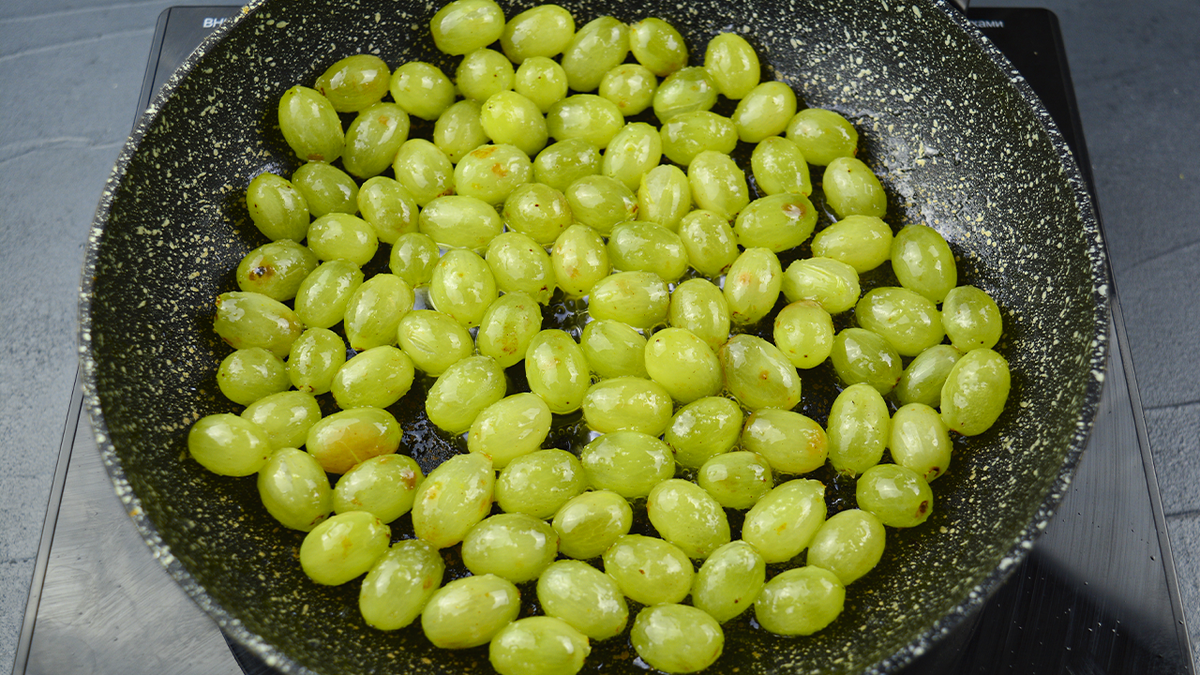 Неповторимый виноградный пирог, который удивит ваших гостей