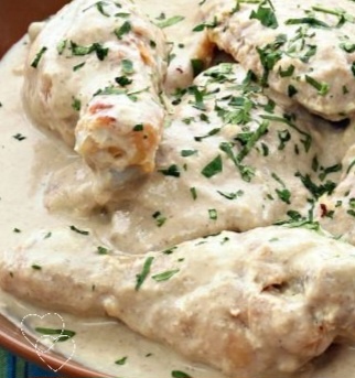 Курица по-французски в сырном соусе