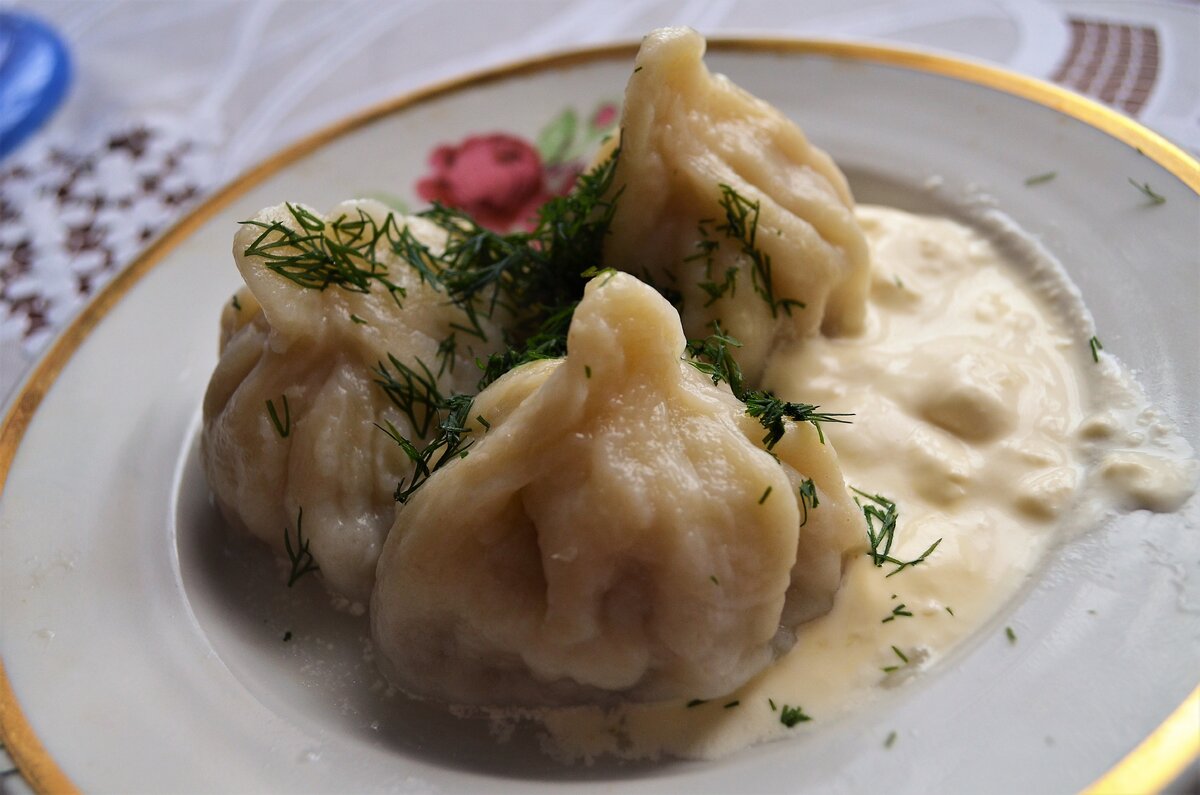 Тесто и фарш: секреты хинкали и пельменей