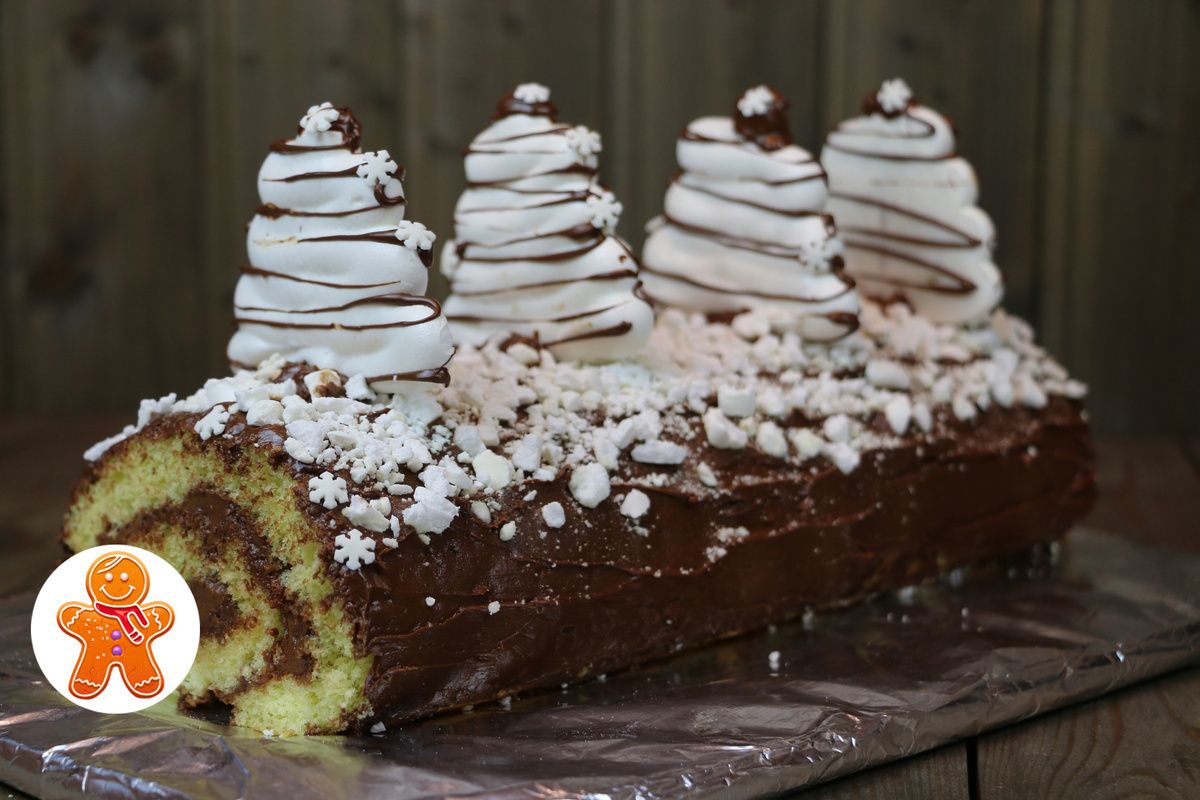 Как приготовить рождественское полено: рецепт торта-рулета