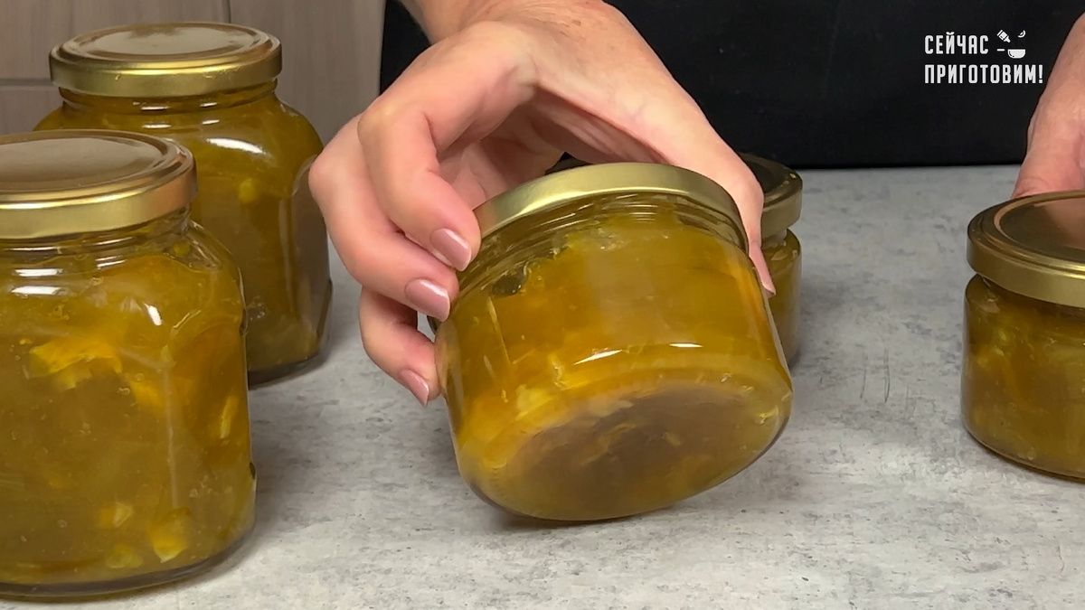 Уютные вечера: два рецепта варенья из ревеня для осеннего настроения