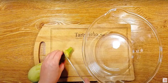 Сытный завтрак: кабачковые лепешки вместо хлеба