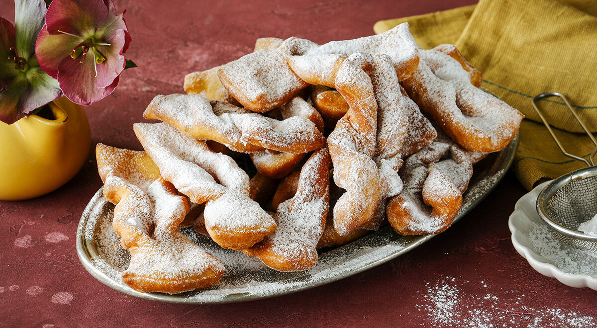 Хрустящий хворост на кефире: идеальное лакомство для любого утра