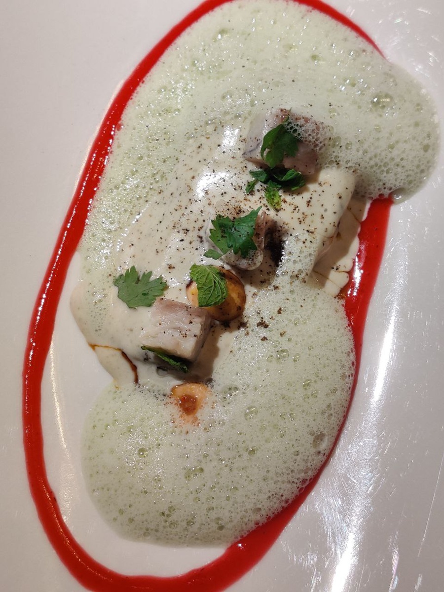 Ужин с Кетгласом и Бенмамаром: Три незабываемых гастрономических открытия