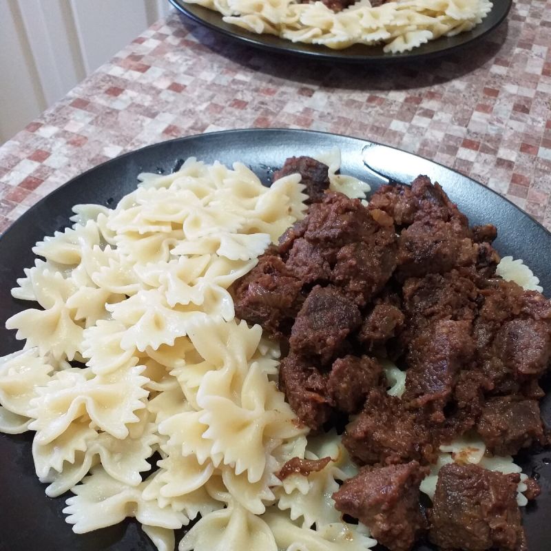 Как вкусно и легко пожарить мясо на сковороде