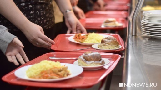 Фастфуд на пике популярности: россияне оставляют рестораны