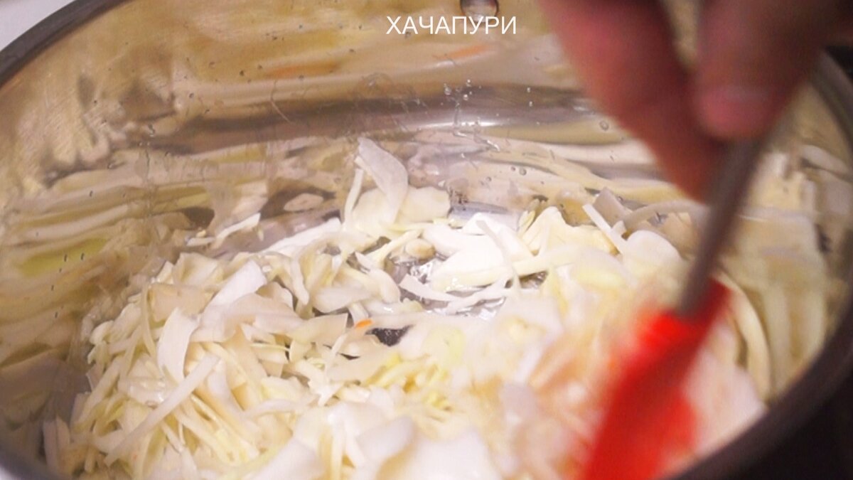 Новый взгляд на традиционные рецепты: охотничьи щи, которые съедаются за один раз