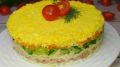 Праздничный слоеный салат с тунцом: быстро и эффектно