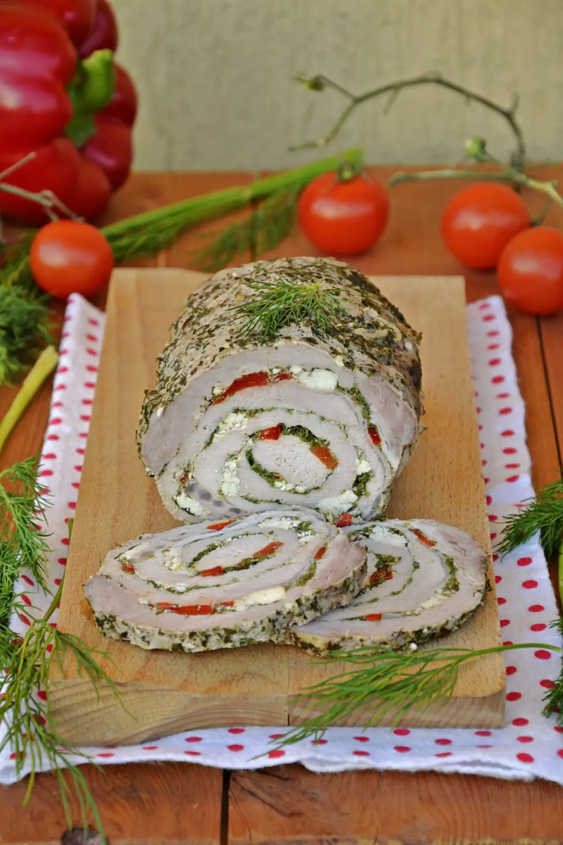 Закусочный рулет: идеальная звездочка праздничного стола