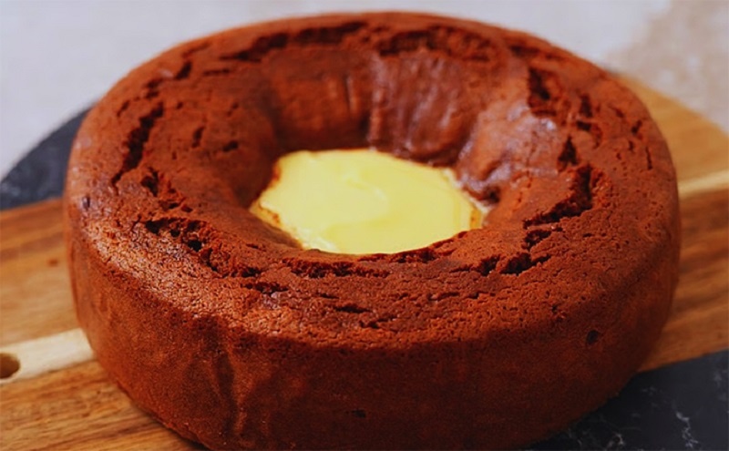 Пирог “Вулкан”: удивительное сочетание крема и теста, которое порадует любого гурмана