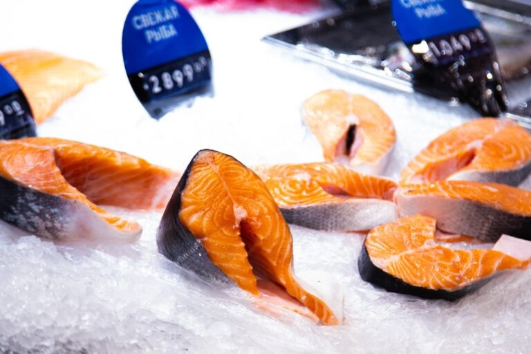 Какой рыбой удивить гостей к новогоднему столу