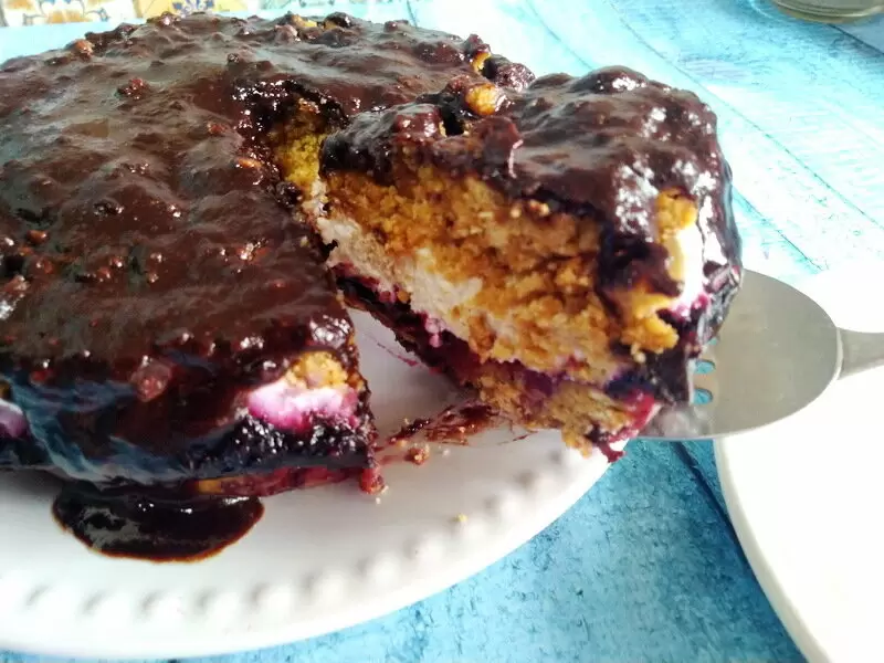 Смородиновый торт без выпечки