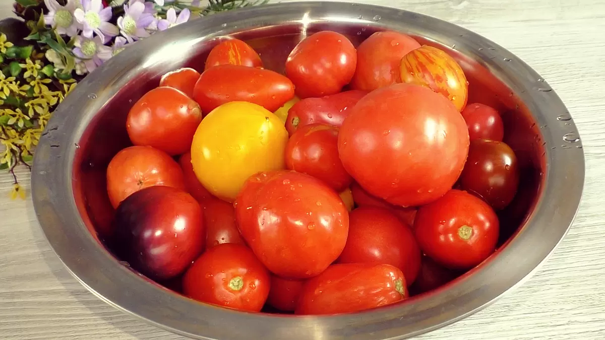 Вкусные кисло-сладкие помидоры на зиму - идеальный рецепт для вашей кухни