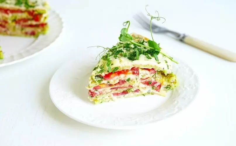 Кабачковый торт с помидорами: легкий и необычный рецепт, который покорит всех